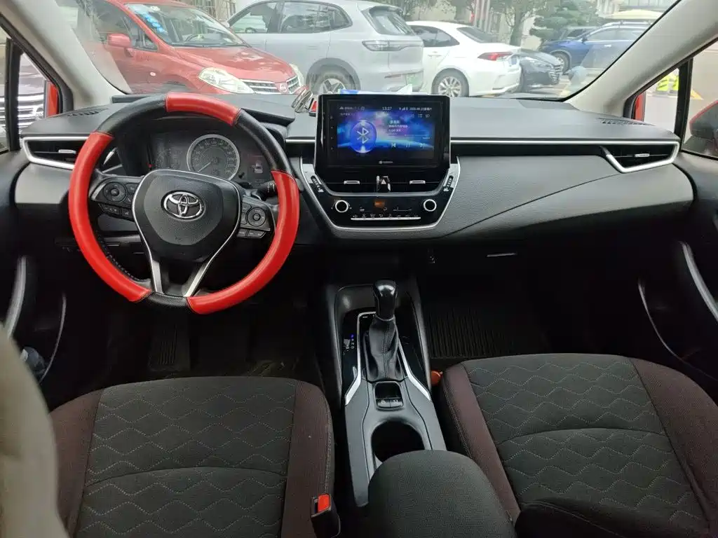 Toyota Corolla — миниатюра 10