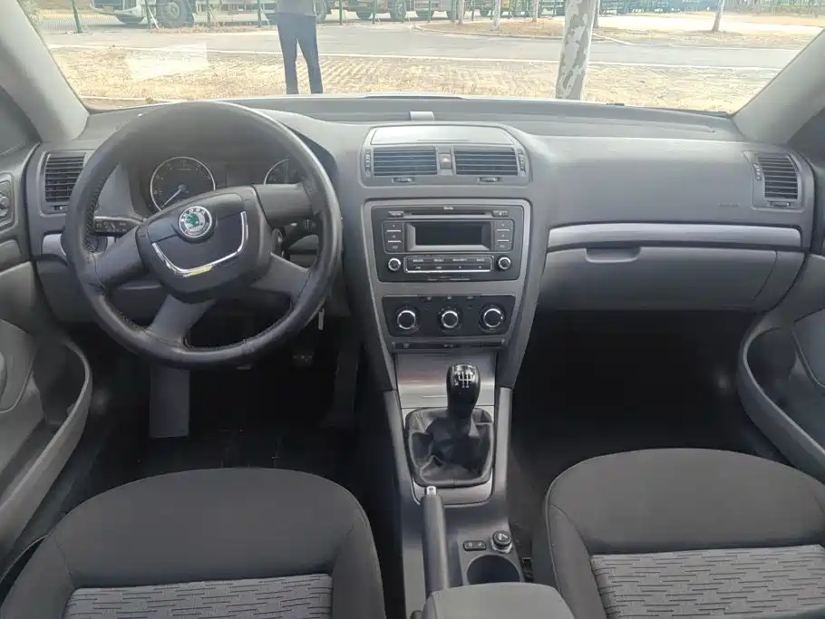 Skoda Octavia — миниатюра 12