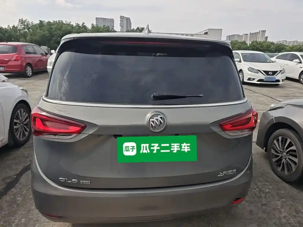 Buick GL6 — миниатюра 6