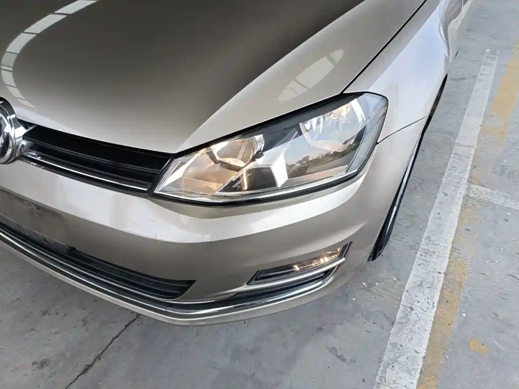 Volkswagen Golf — миниатюра 24