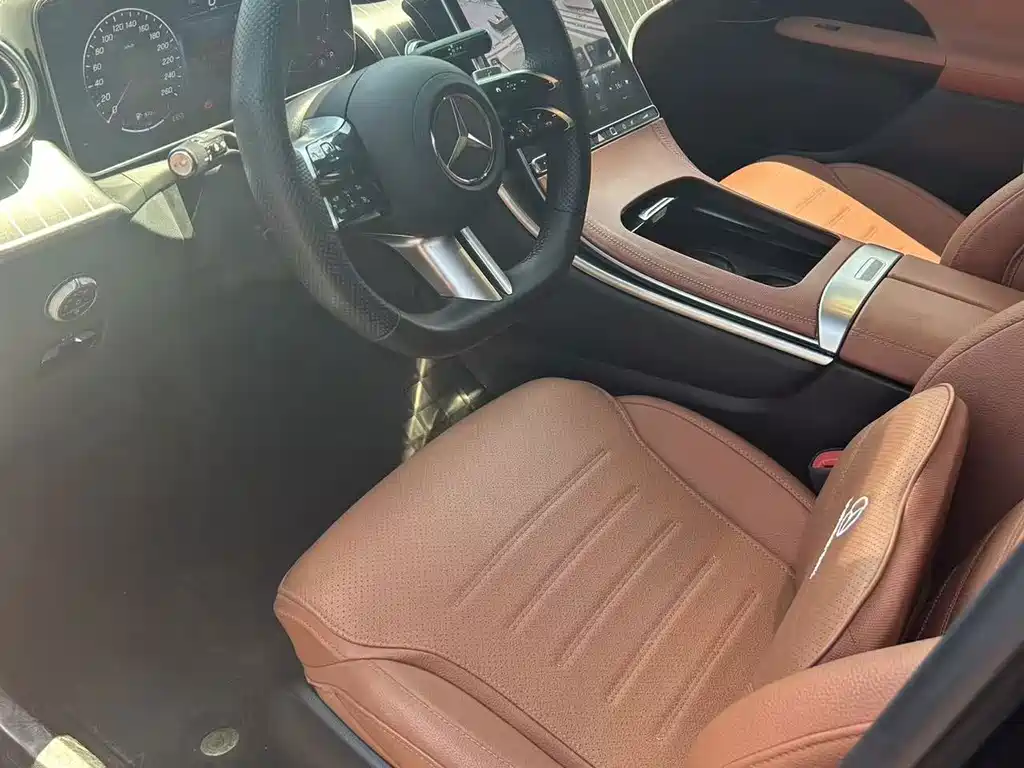 Mercedes-Benz GLC — миниатюра 11