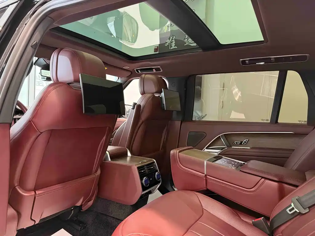 Land Rover Range Rover — миниатюра 15