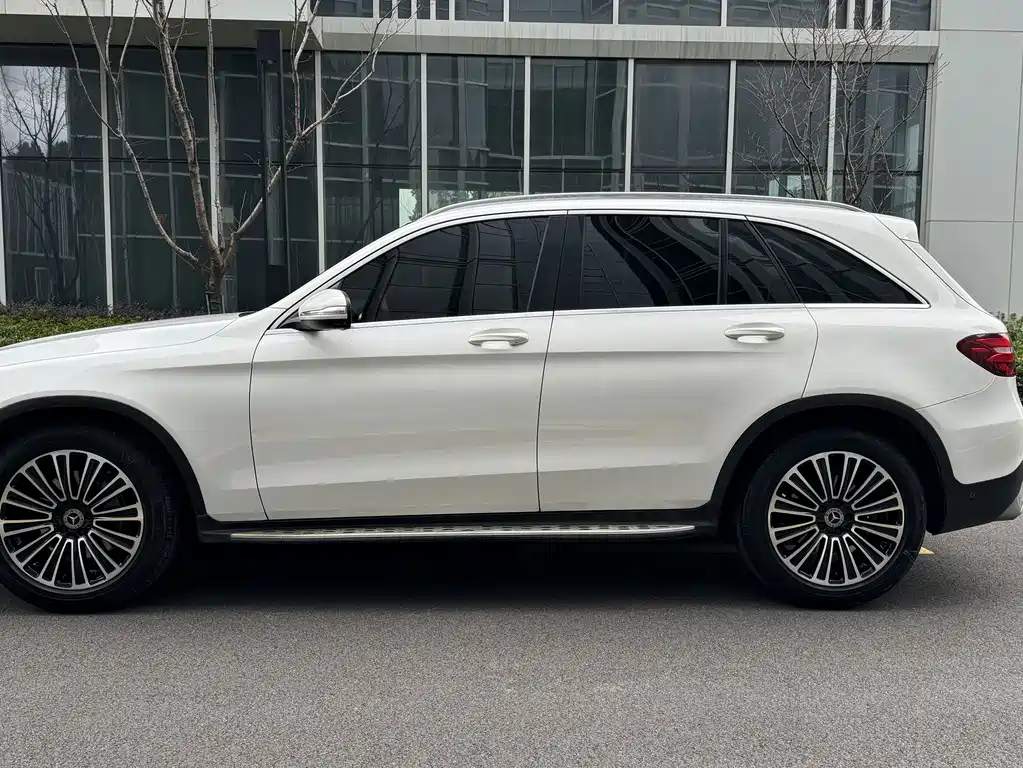 Mercedes-Benz GLC — миниатюра 2