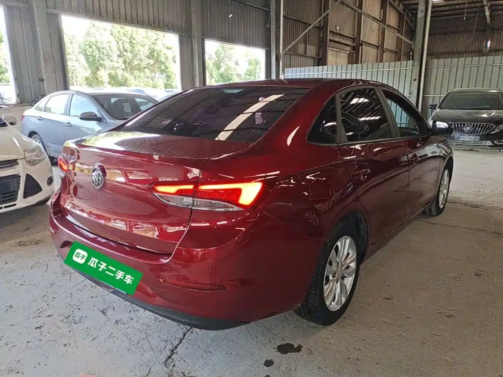 Buick Excelle — миниатюра 7