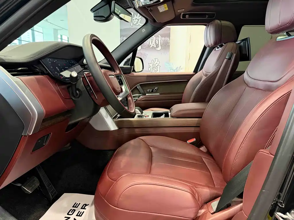 Land Rover Range Rover — миниатюра 5