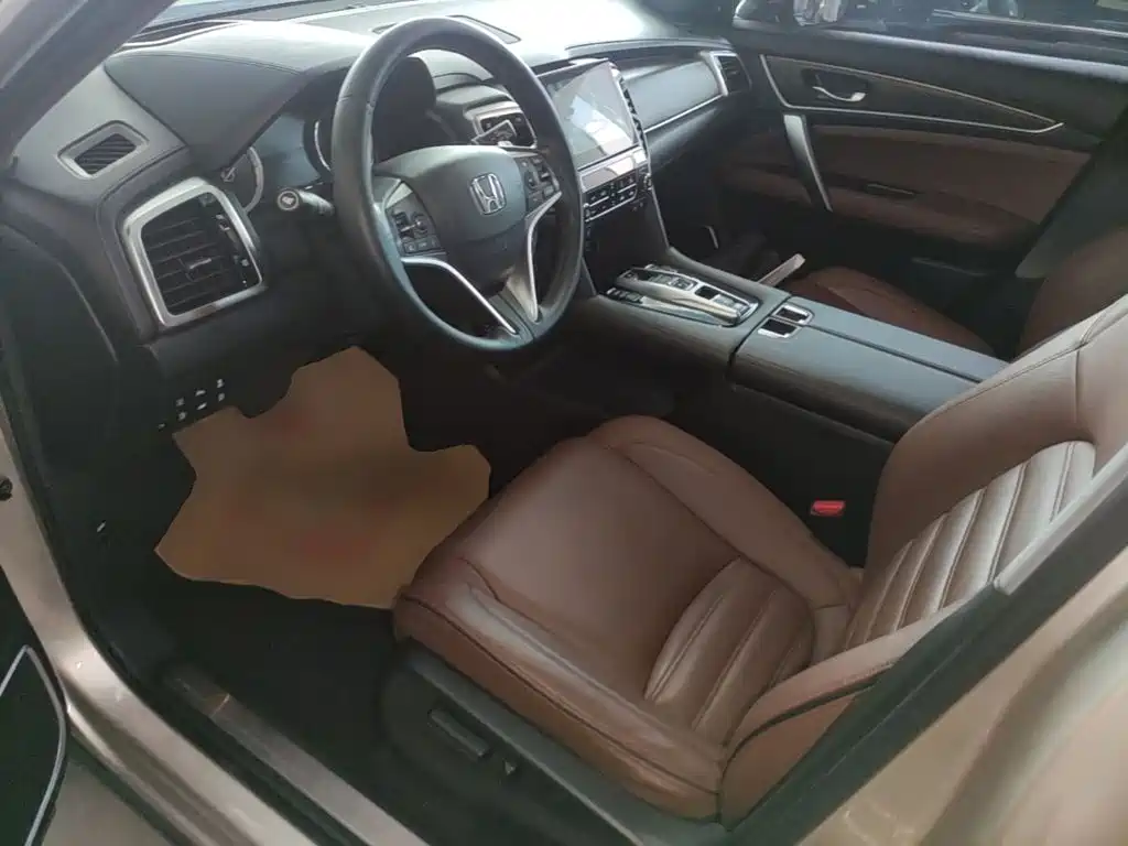 Honda UR-V — миниатюра 15