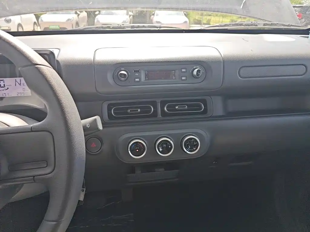 Wuling Zhiguang EV — миниатюра 12