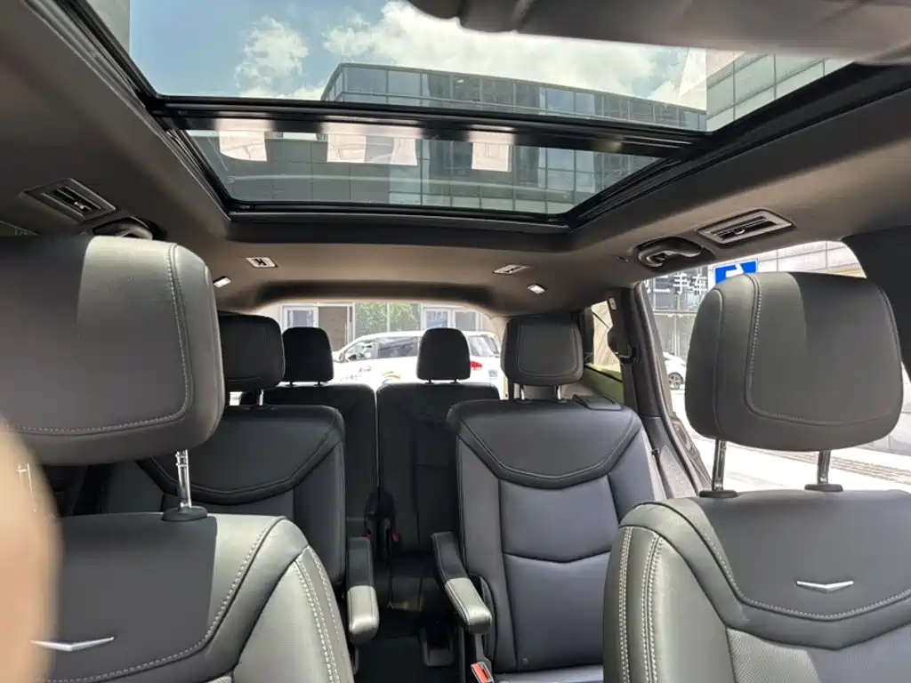 Cadillac XT6 — миниатюра 7