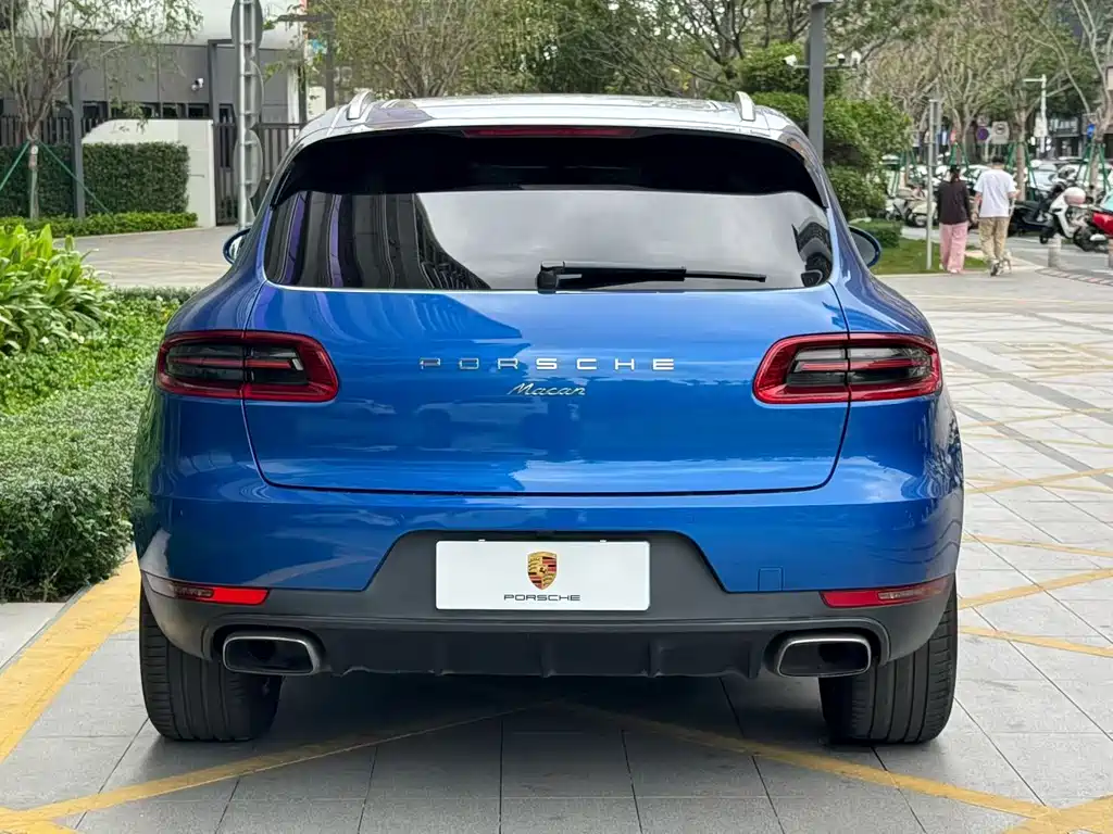 Porsche Macan — миниатюра 8