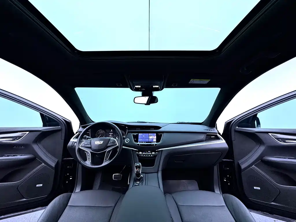 Cadillac XT5 — миниатюра 16