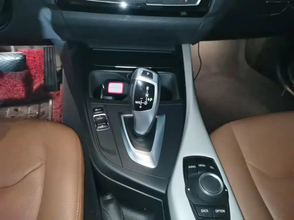 BMW 1 Series (Import) — миниатюра 10