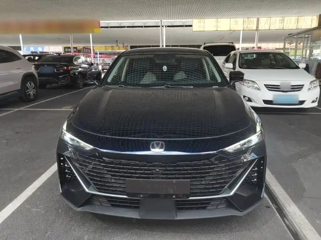 Changan UNI-V iDD — миниатюра 3