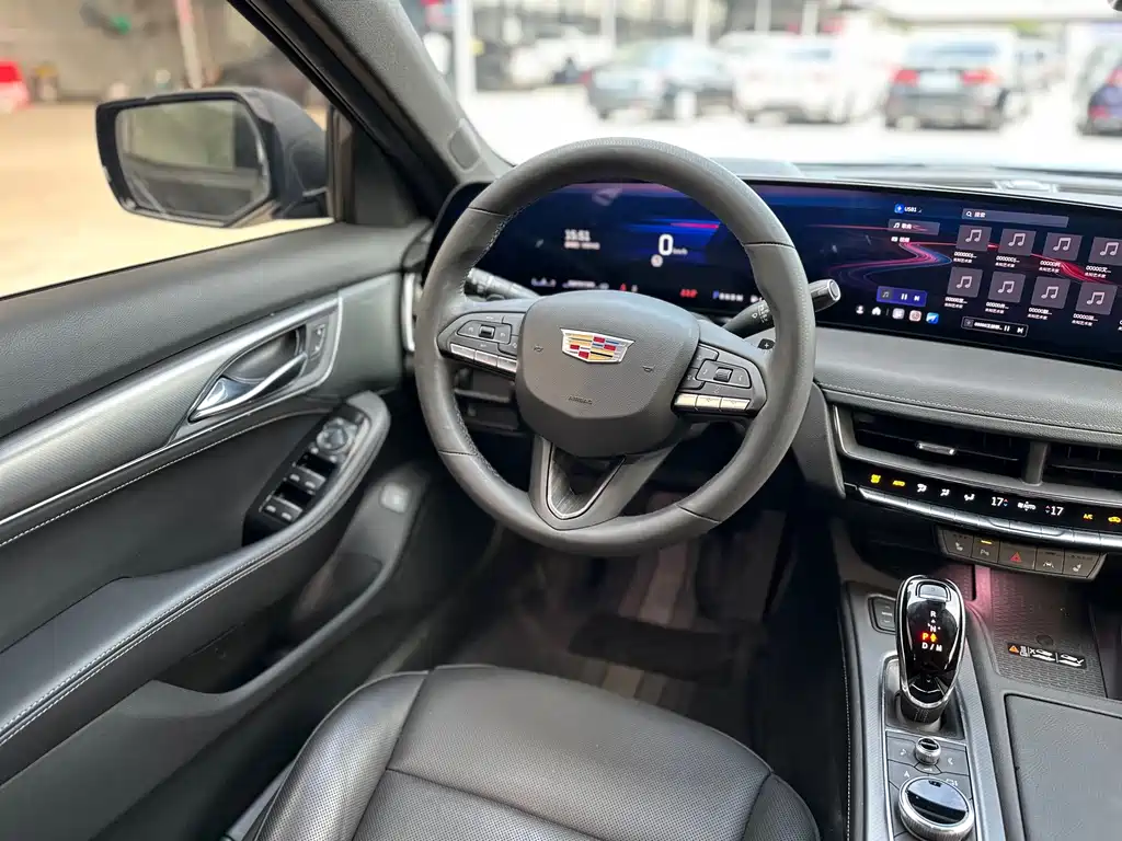 Cadillac CT5 — миниатюра 13