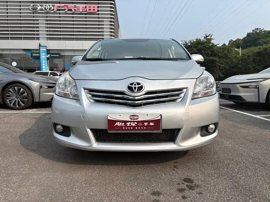 Toyota Verso 2012 180G CVT Comfort