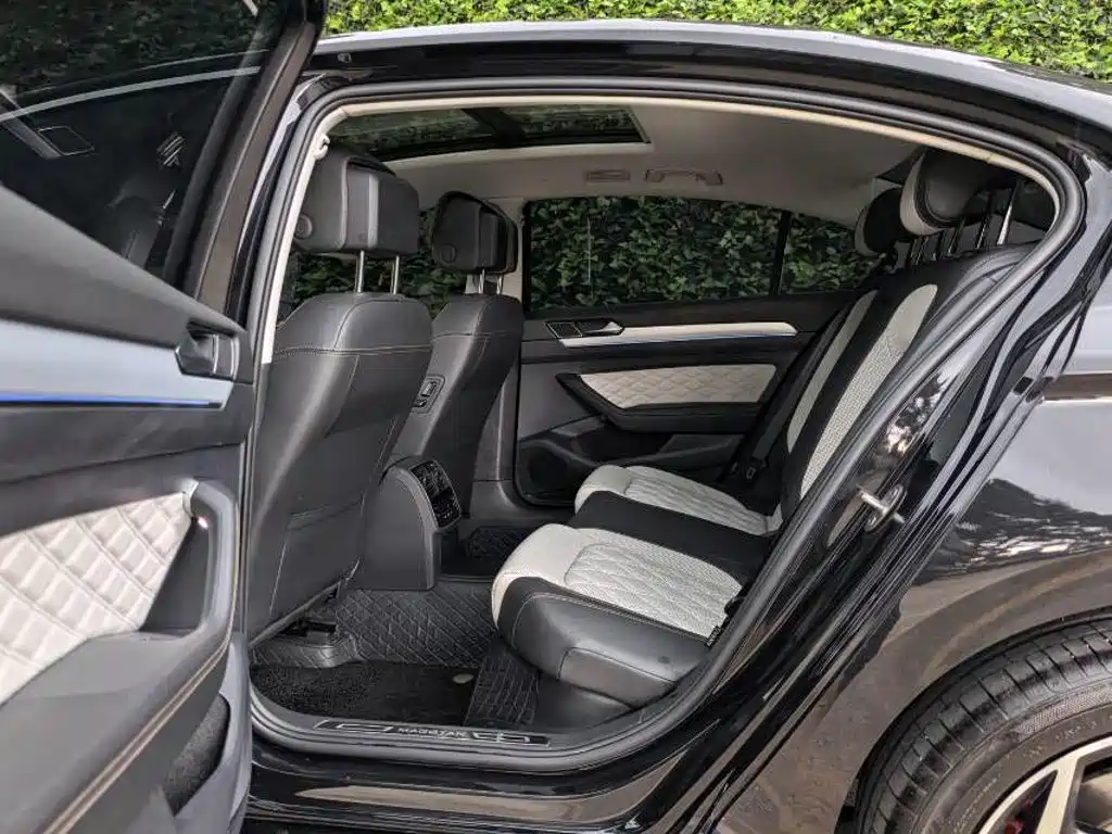 Volkswagen Magotan — миниатюра 6