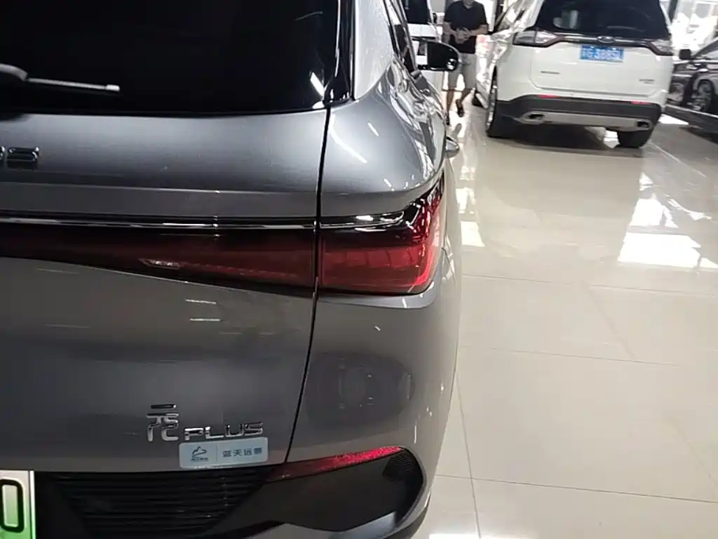 BYD Yuan Plus — миниатюра 8