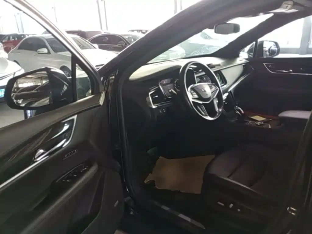 Cadillac XT5 — миниатюра 16