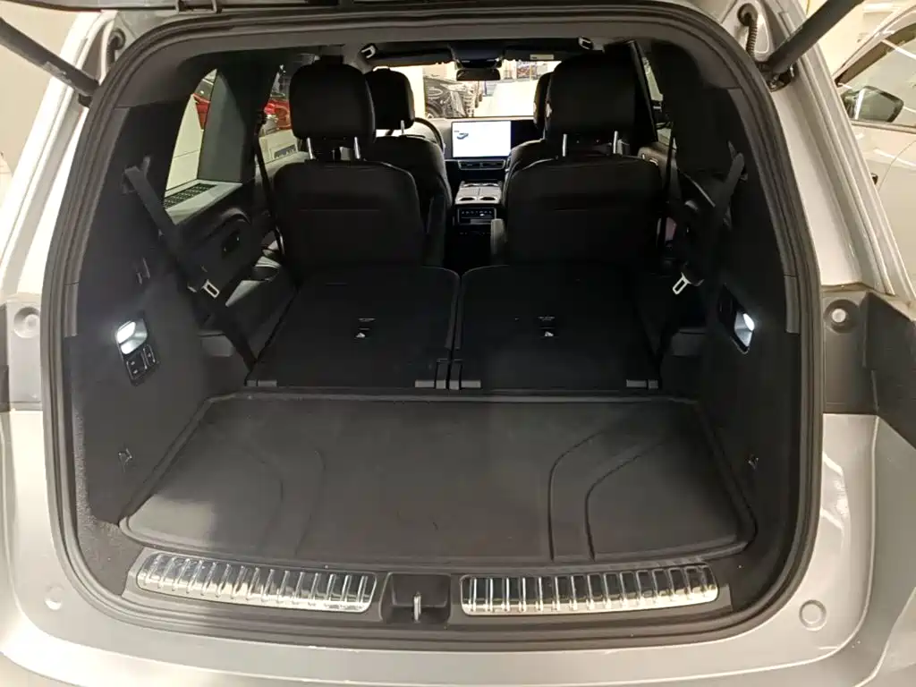 Li Auto Li L9 — миниатюра 19