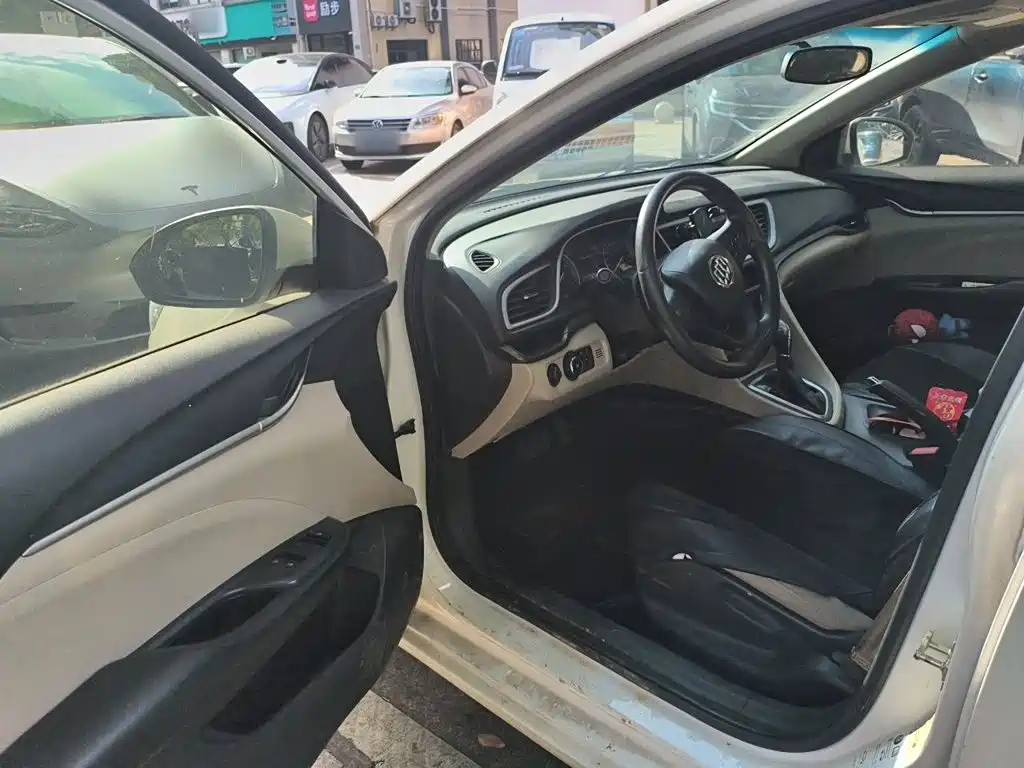 Buick Excelle — миниатюра 14