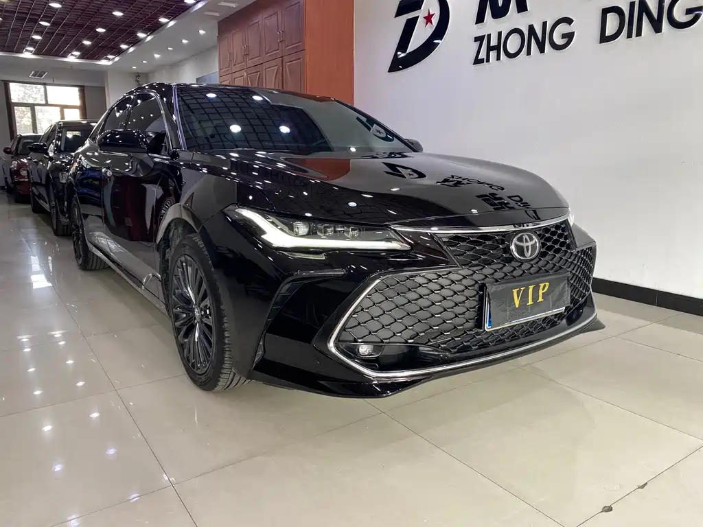 TOYOTA ASIAN DRAGON