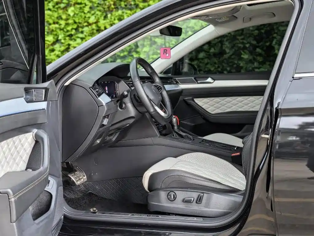 Volkswagen Magotan — миниатюра 4