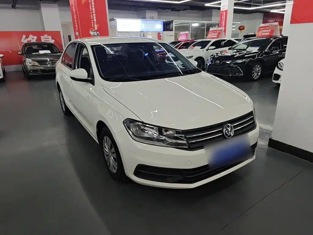 Volkswagen Santana — миниатюра 4