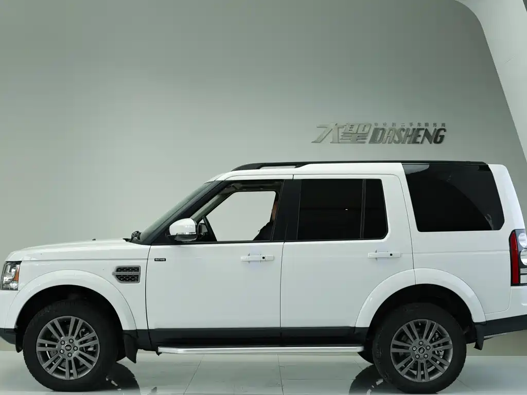 Land Rover Discovery — миниатюра 4