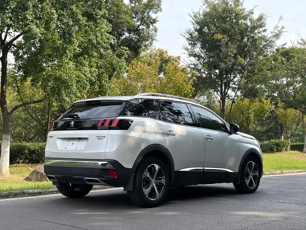 Peugeot 4008 — миниатюра 3