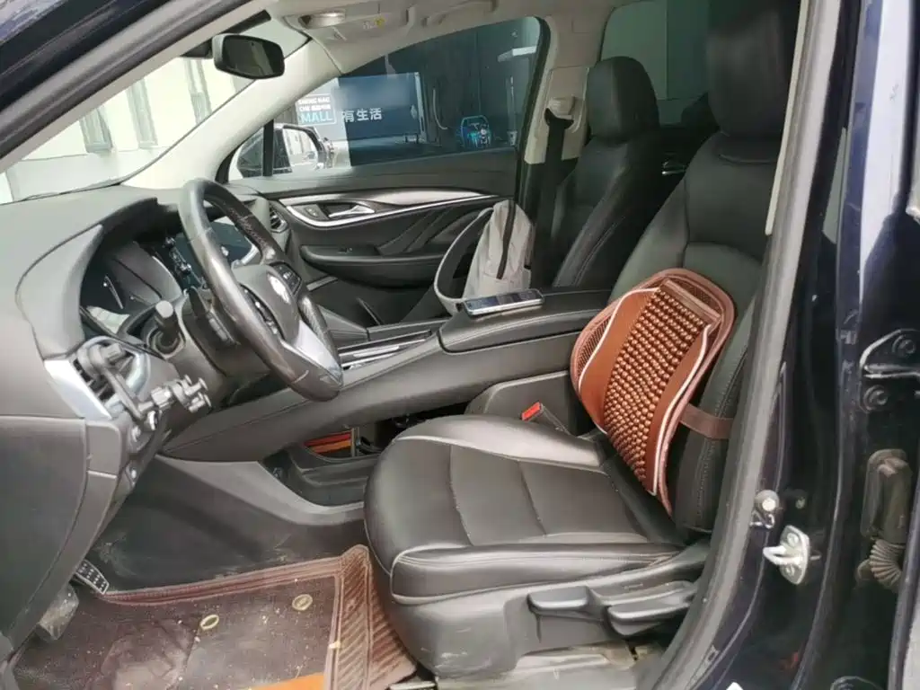 Buick Enclave — миниатюра 15