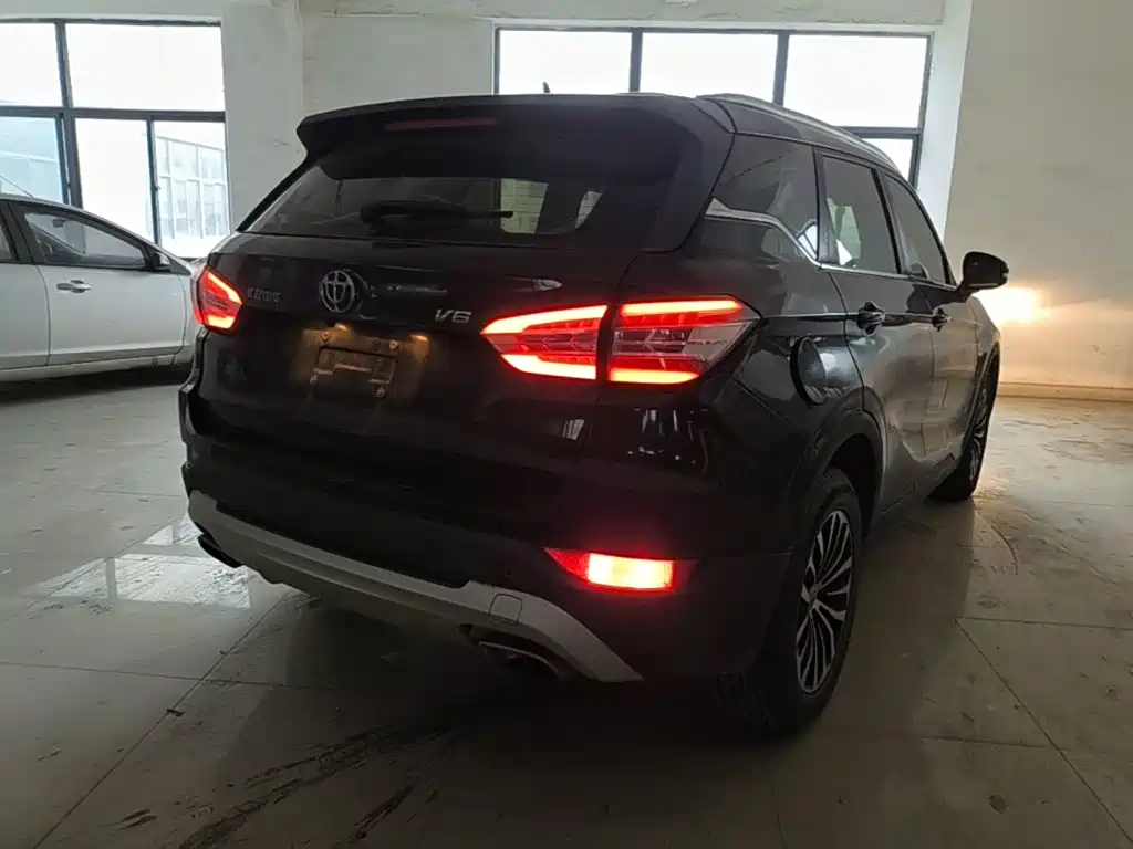 Zhonghua V6 — миниатюра 7