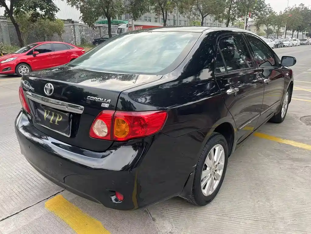 Toyota Corolla — миниатюра 5