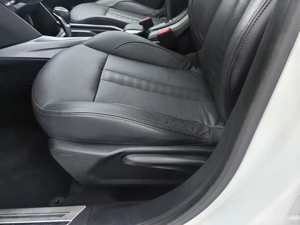 Peugeot 2008 — миниатюра 20