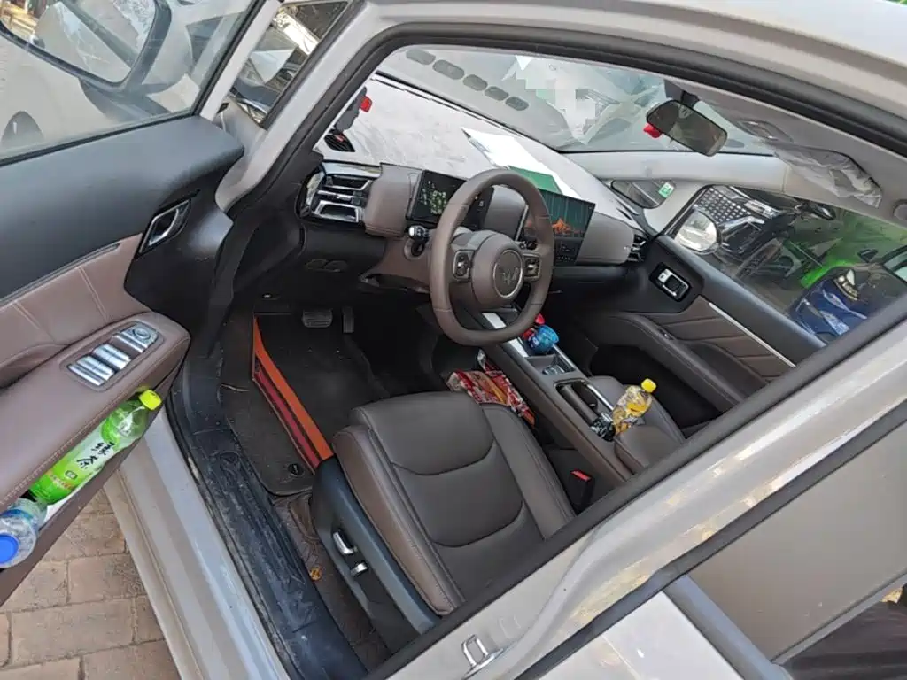 Wuling Xingguang 730 New Energy — миниатюра 16