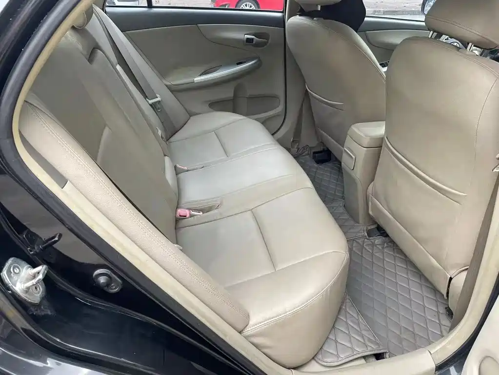 Toyota Corolla — миниатюра 11