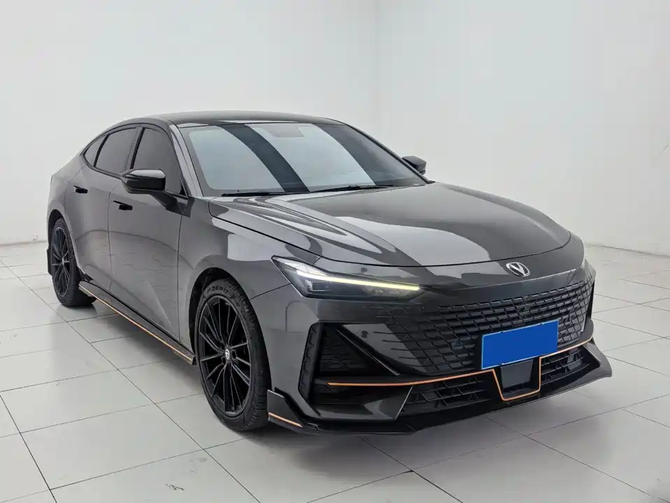 Changan UNI-V — миниатюра 3