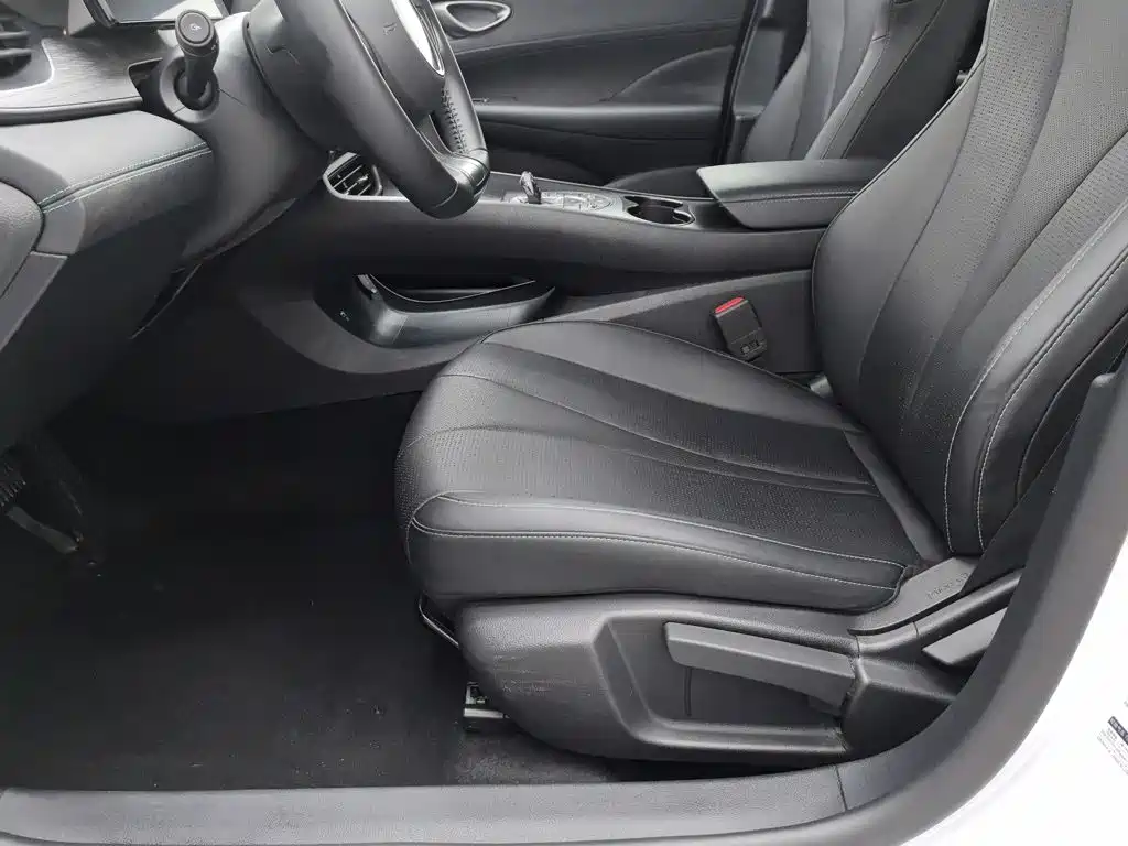 BYD Seal 05 DM-i — миниатюра 20