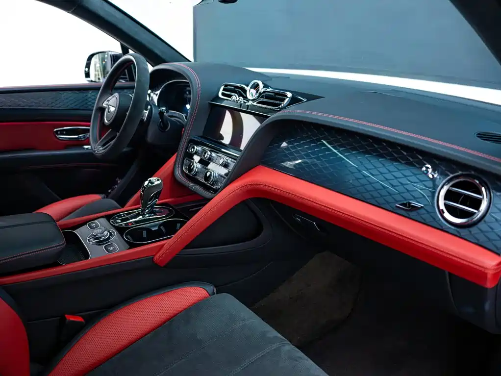 Bentley Bentayga — миниатюра 15