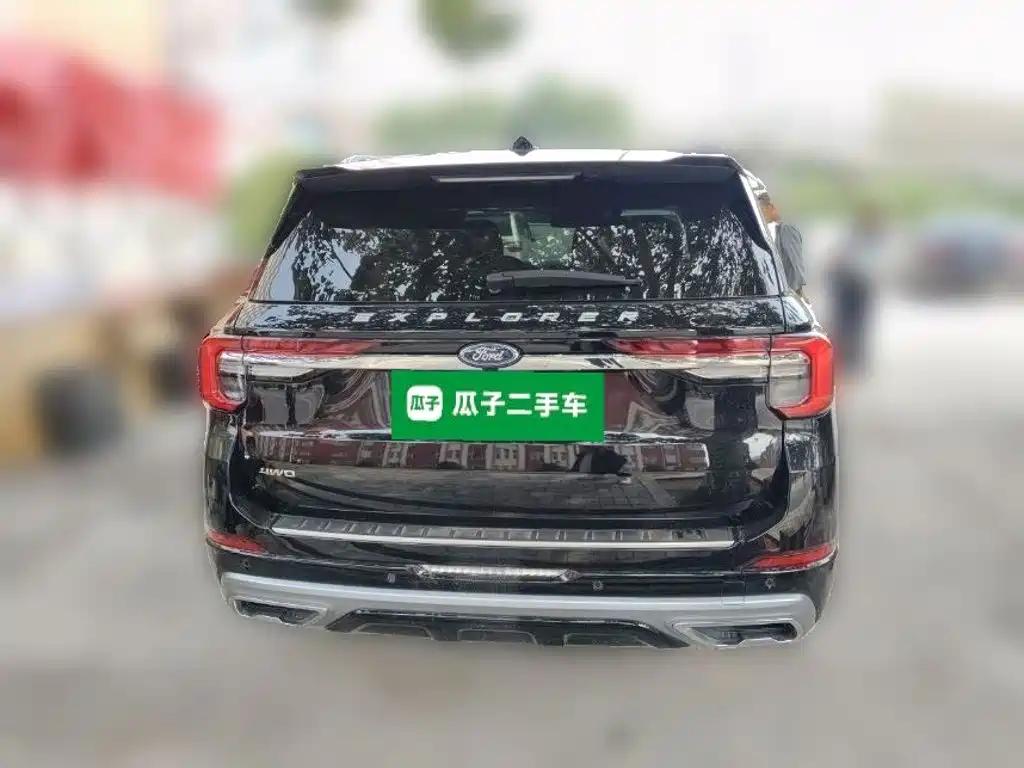 Ford Explorer — миниатюра 3