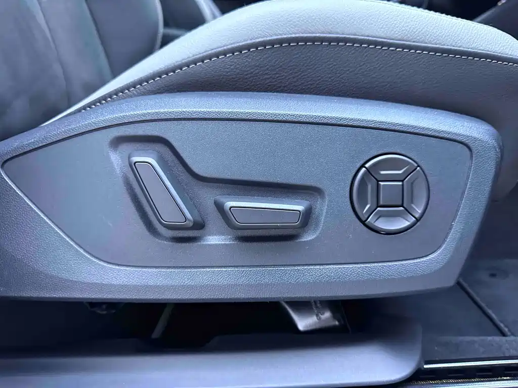 Audi Q3 — миниатюра 19