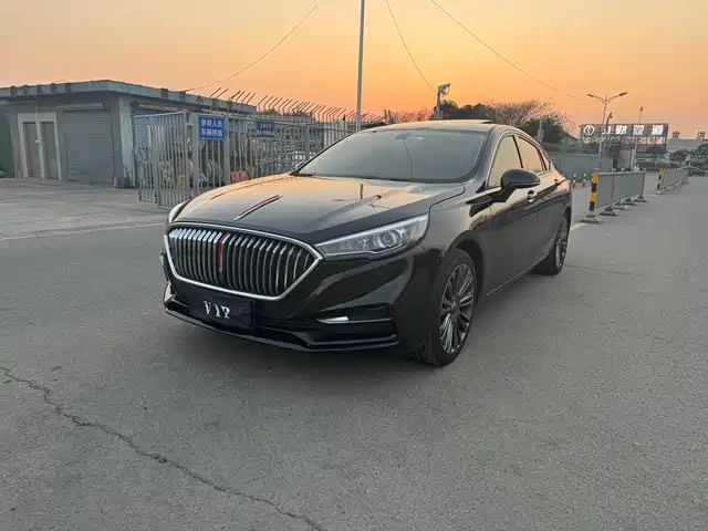 RED FLAG HONGQI H5 2021