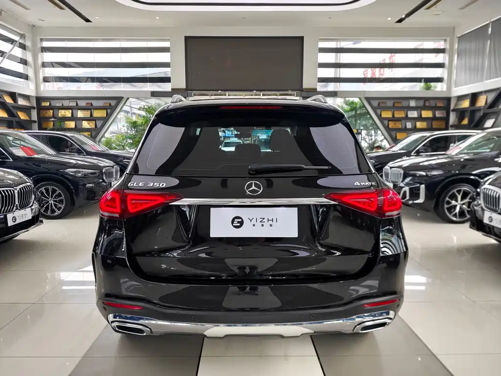 Mercedes-Benz GLE (Import) — миниатюра 13