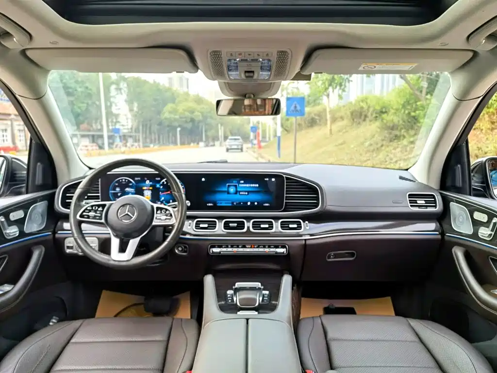 Mercedes-Benz GLE (Import) — миниатюра 8