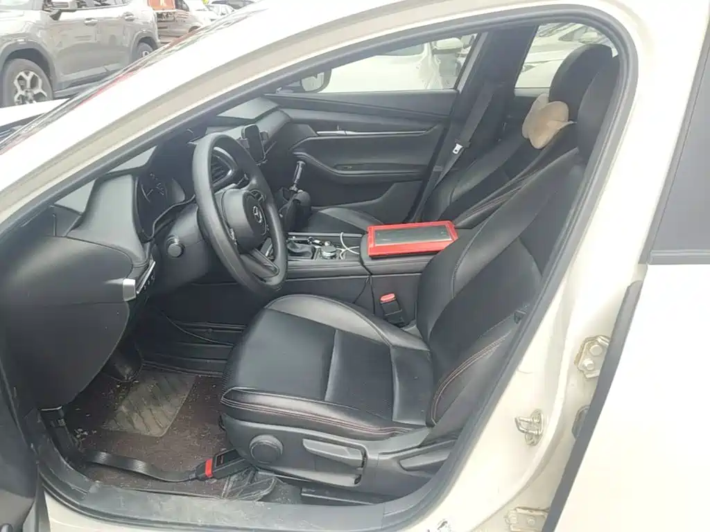 Mazda 3 Axela — миниатюра 15