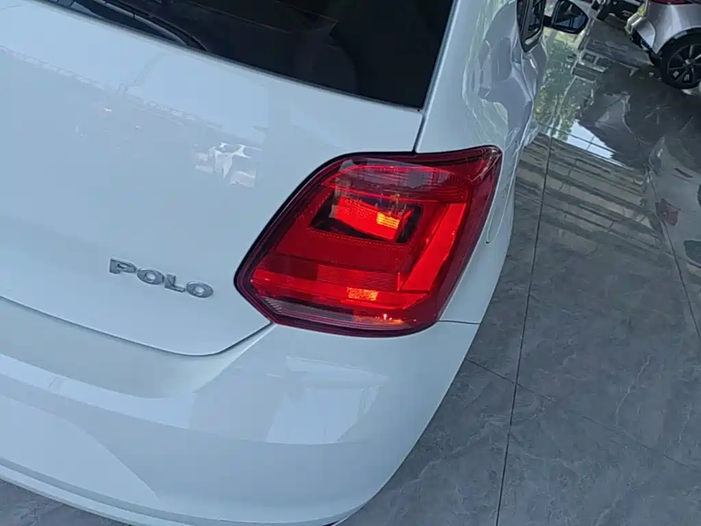 Volkswagen Polo — миниатюра 8