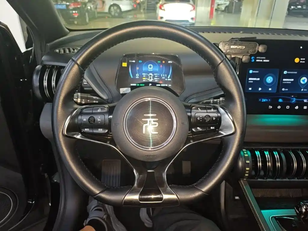 BYD Yuan Plus — миниатюра 11