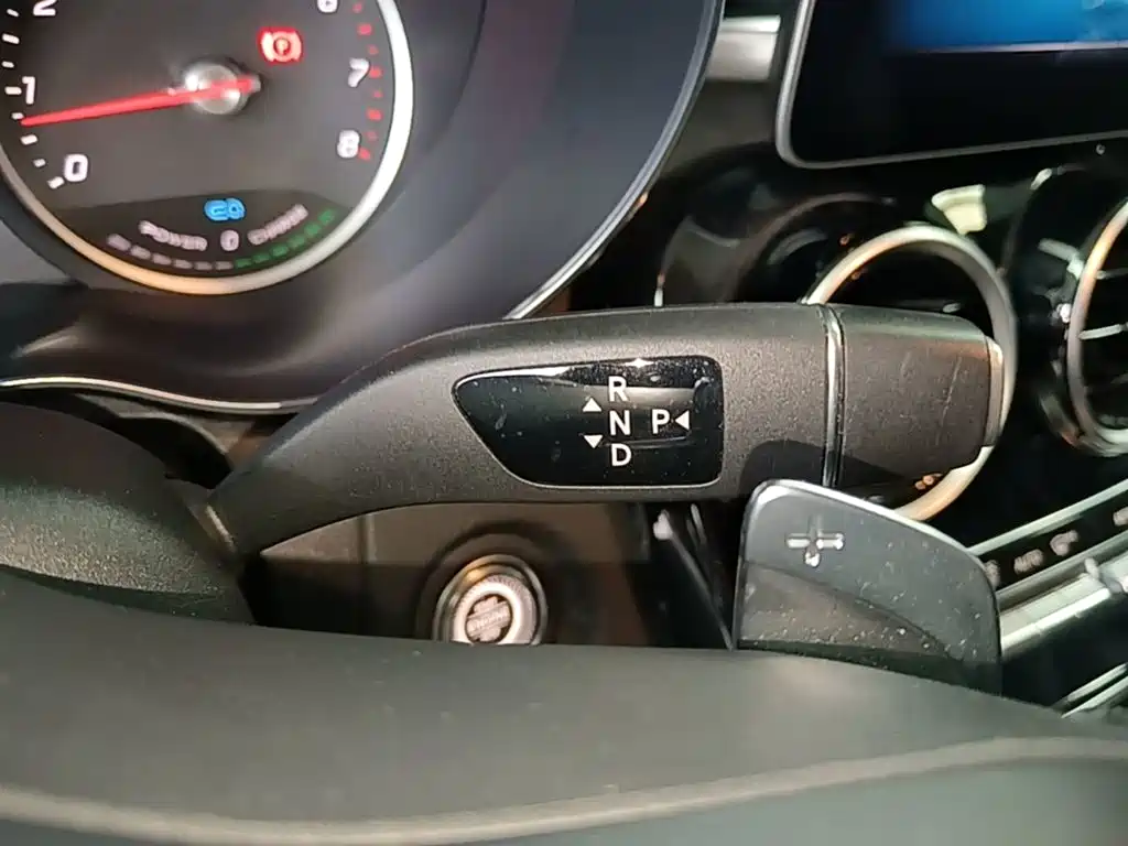 Mercedes-Benz C-Class — миниатюра 14