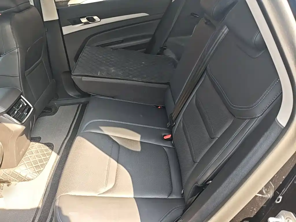 Ford Equator Sport — миниатюра 17