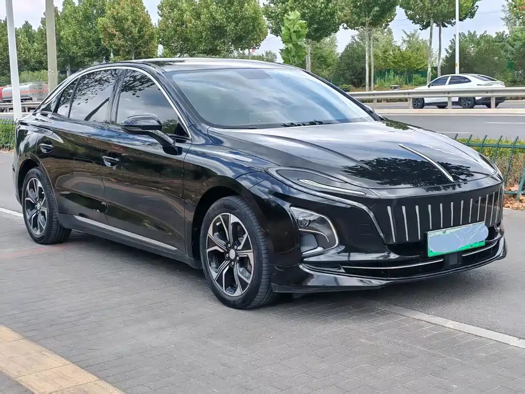 Hongqi Hongqi E-QM5 — миниатюра 3