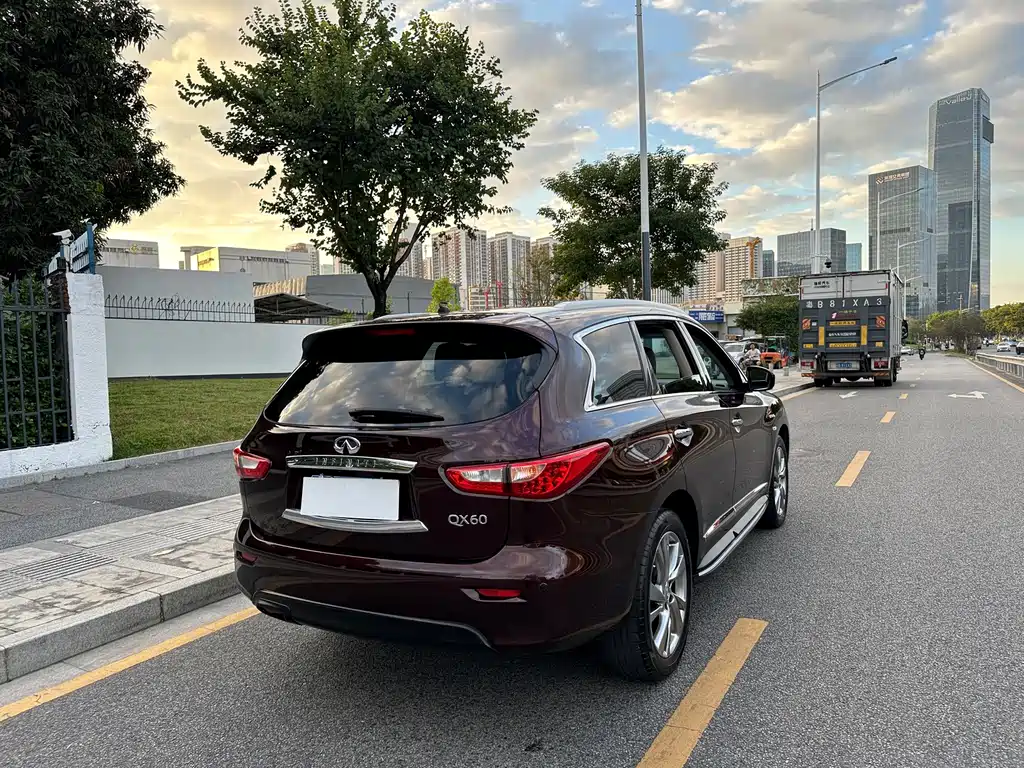 Infiniti QX60 (Import) — миниатюра 18