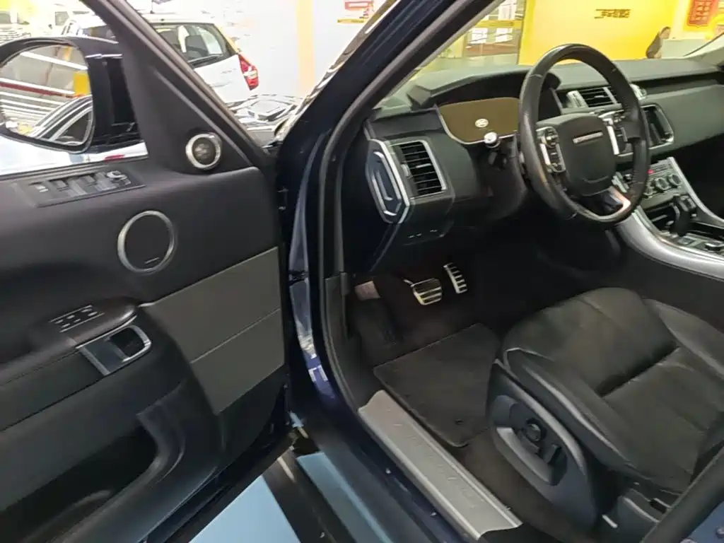 Land Rover Sport — миниатюра 16